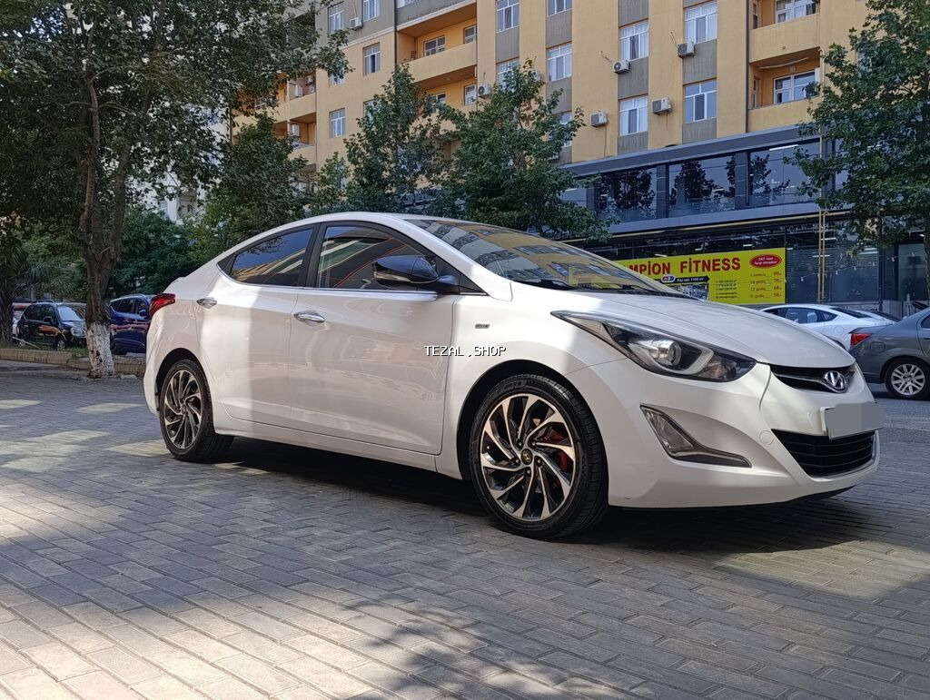 Hyundai Elantra: 1.6 l | 2014 il Sedan - şəkil 2