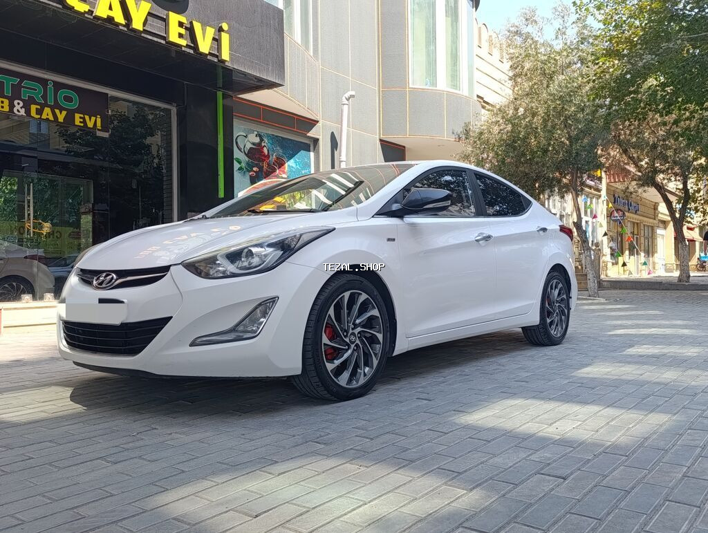 Hyundai Elantra: 1.6 l | 2014 il Sedan - şəkil 3