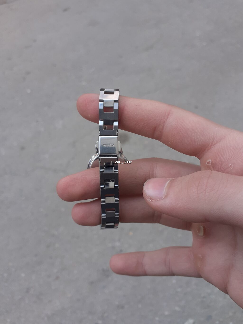 Yeni, Qol saatı - şəkil 4