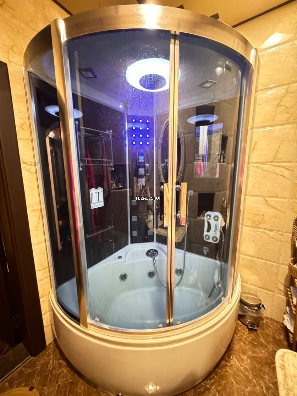 İstifadə olunmuş duş kabina cakuzi vannası ile satılır. Hər ikisi