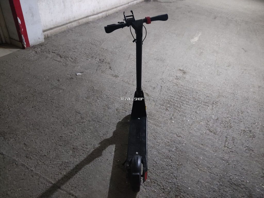 Cəmi 1 dəfə sürülüb.Hec bir problemi yoxdur Real öz qiyməti 1270