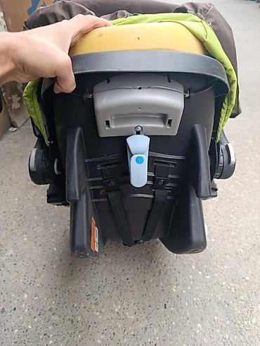 Uşaq üçün Avto kreslo rahat açılıb bağlana bilir.Normal istifadə - şəkil 3