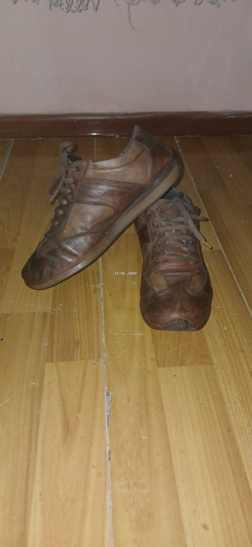 Dəri Ayaqqabı geyinilib razmeri 41 di 10manata - şəkil 2