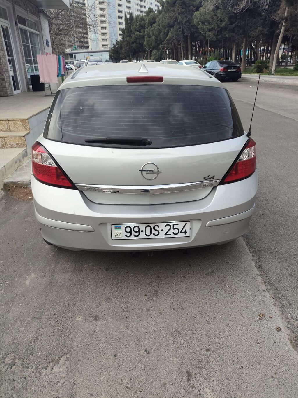 Opel Astra: 1.3 l | 2007 il 240000 km Hetçbek