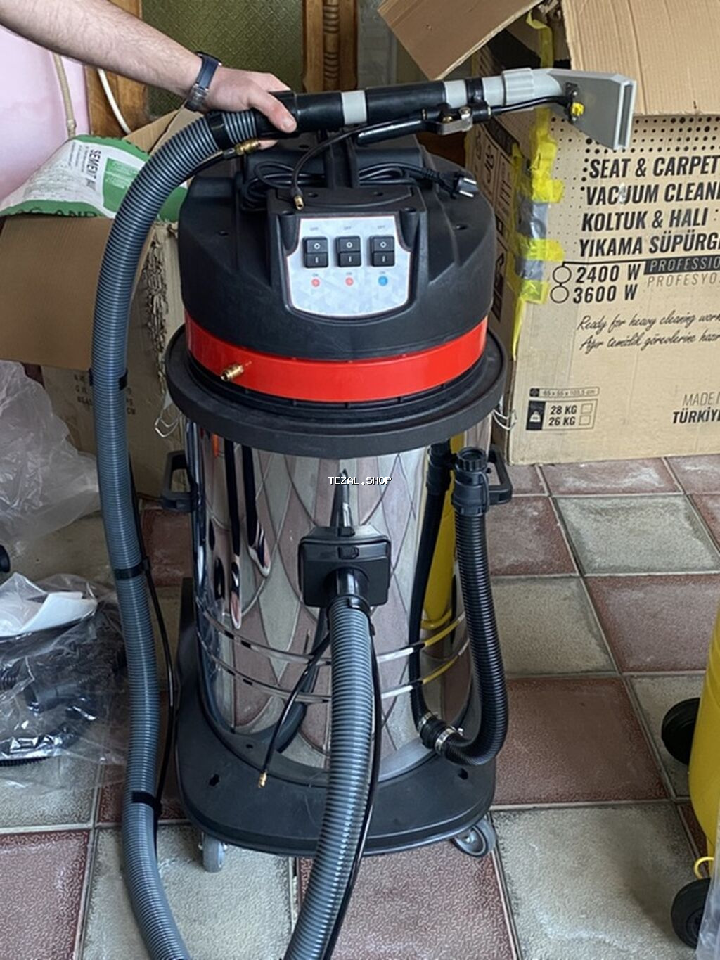 Avtoyuma üçün peşəkar avadanlıq dəsti Tərkib: - Hava kompressoru – - şəkil 3