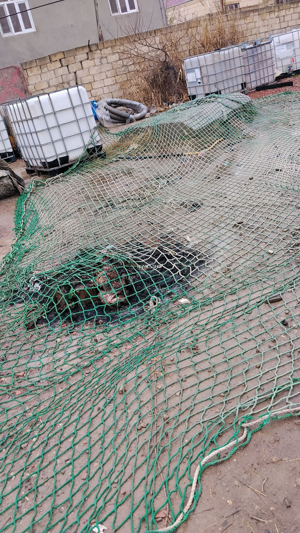 Meydanca varata stadion fudbol ucun tor tol setka