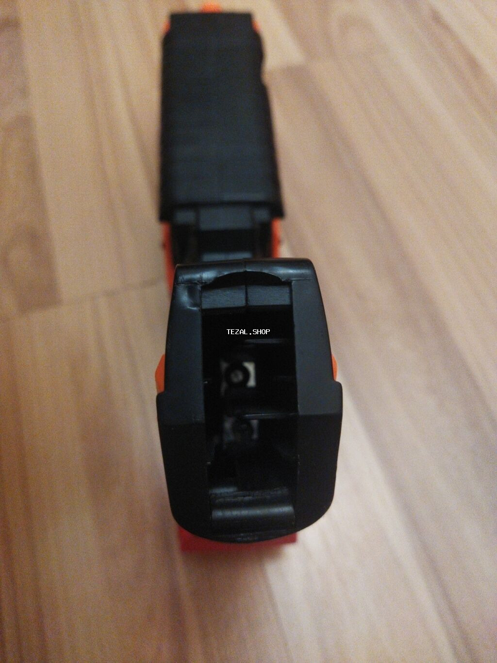 Salam batareyanın işləyir işıqları var ideyal vəziyyətədi güləşi