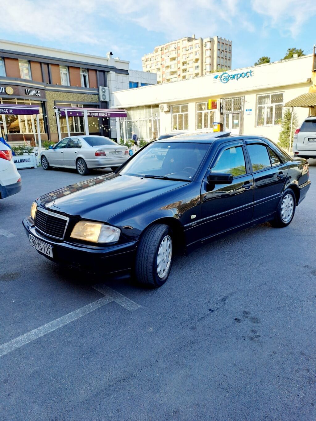 Mercedes-Benz C-Class: 2.3 l | 1998 il Sedan