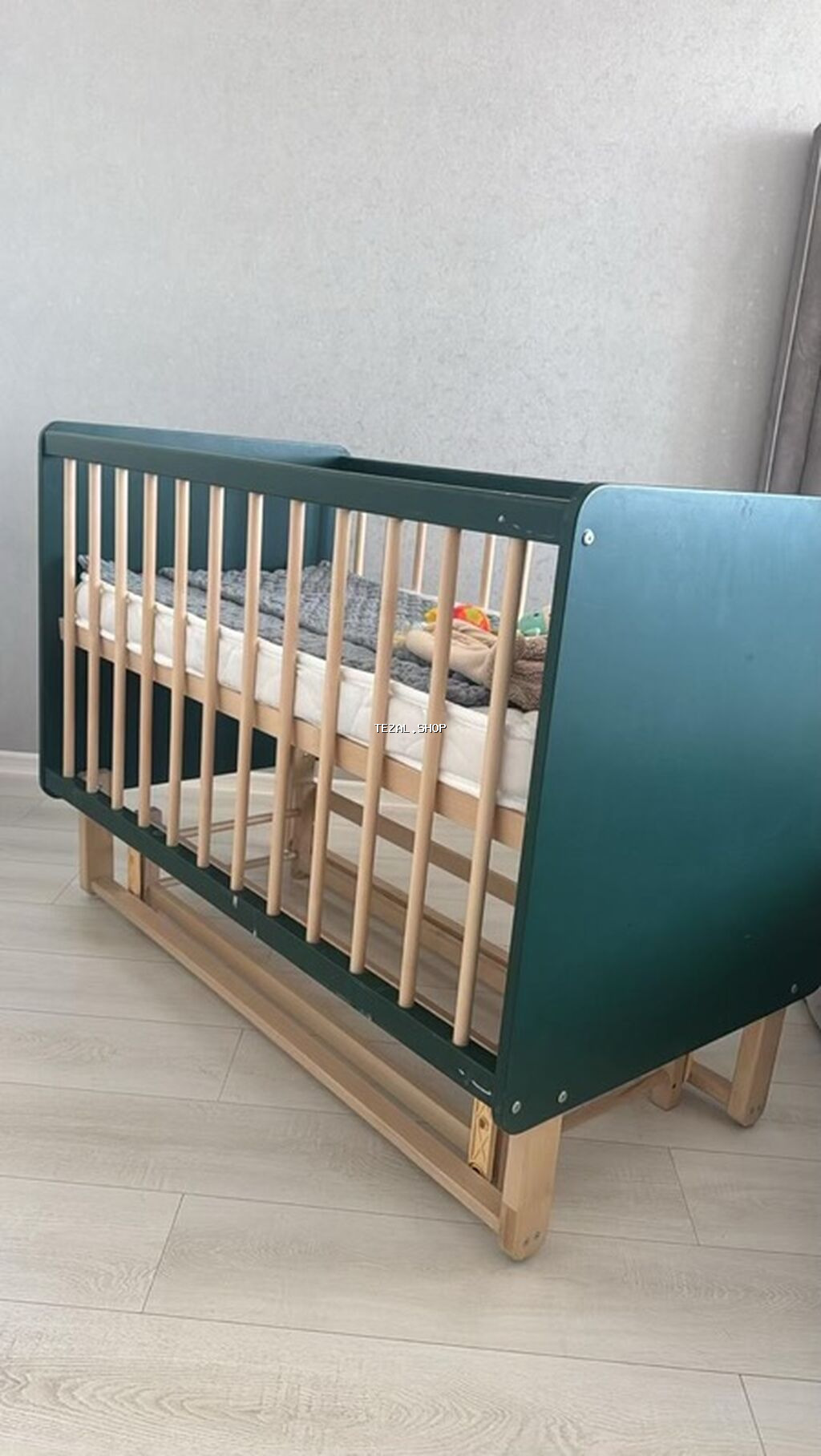 Oğlan və qız üçün, Dördbucaq, Beşik, Matras ilə, Yellənmə mexanizm ilə - şəkil 2