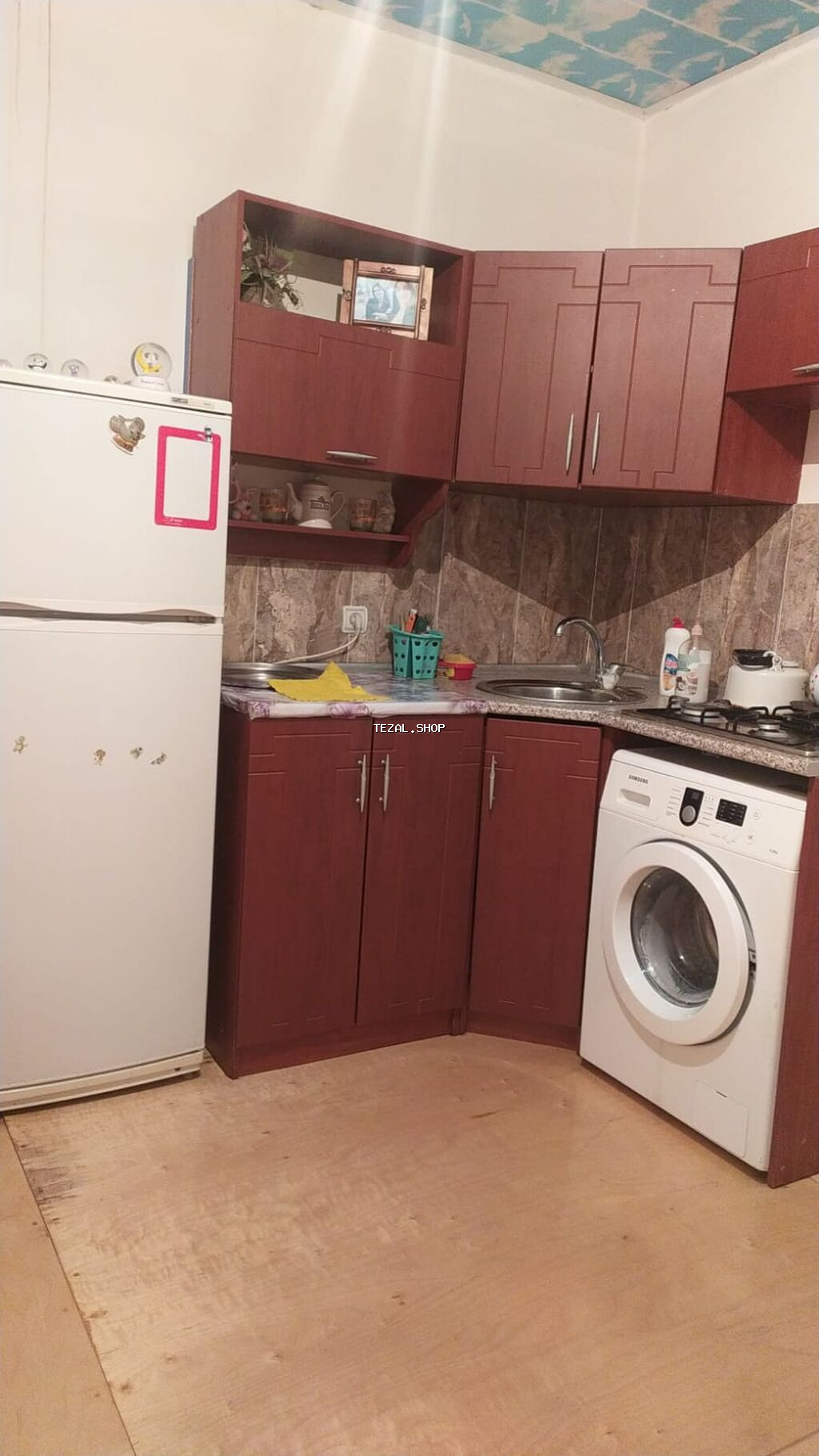 Şekide 2 otaqli ev tecili kiraye verilir. evde her bir esya var - şəkil 4