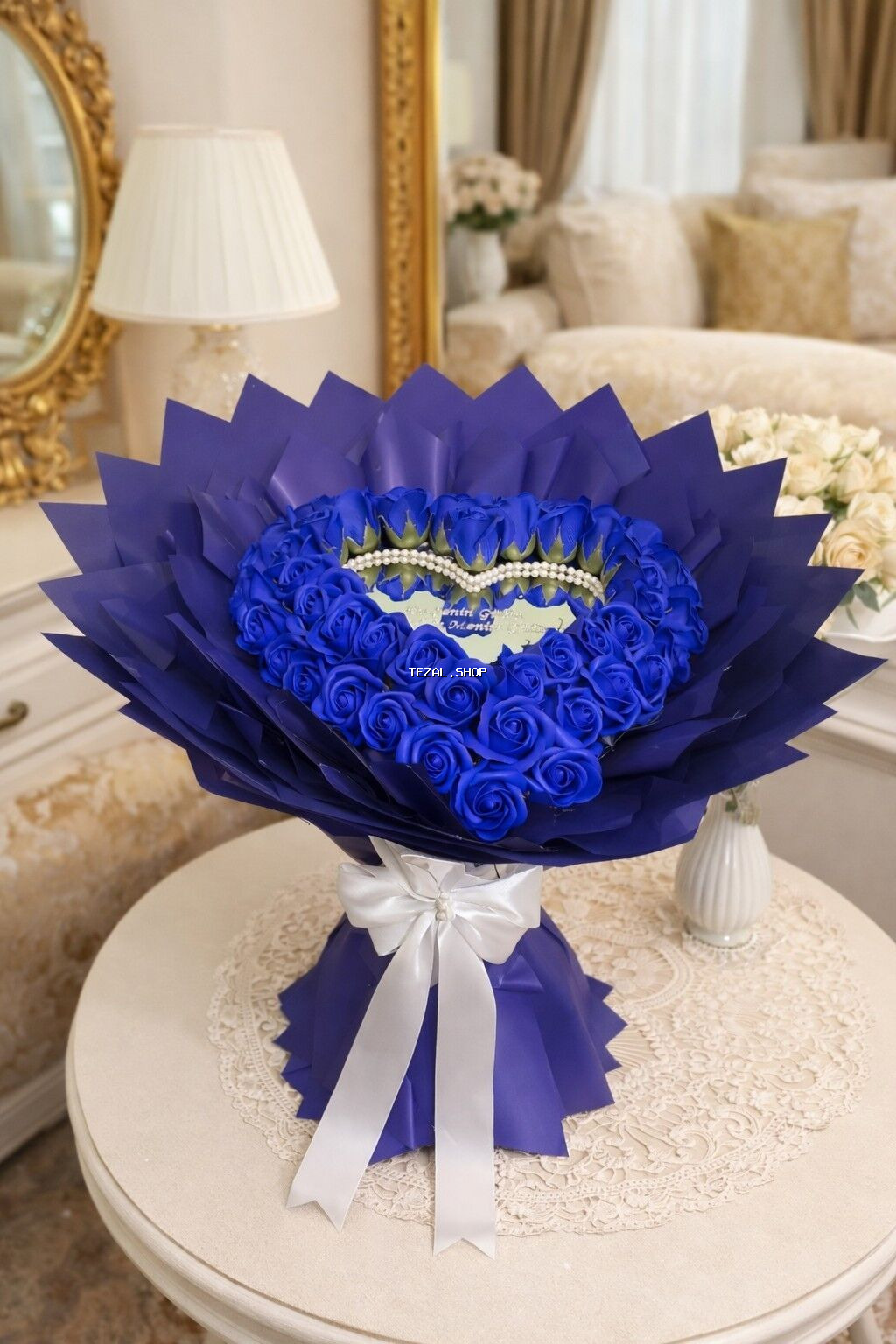 Mavi gül buketi – ürək formasında tərtibat - Zərif, dərin mavi rəngli