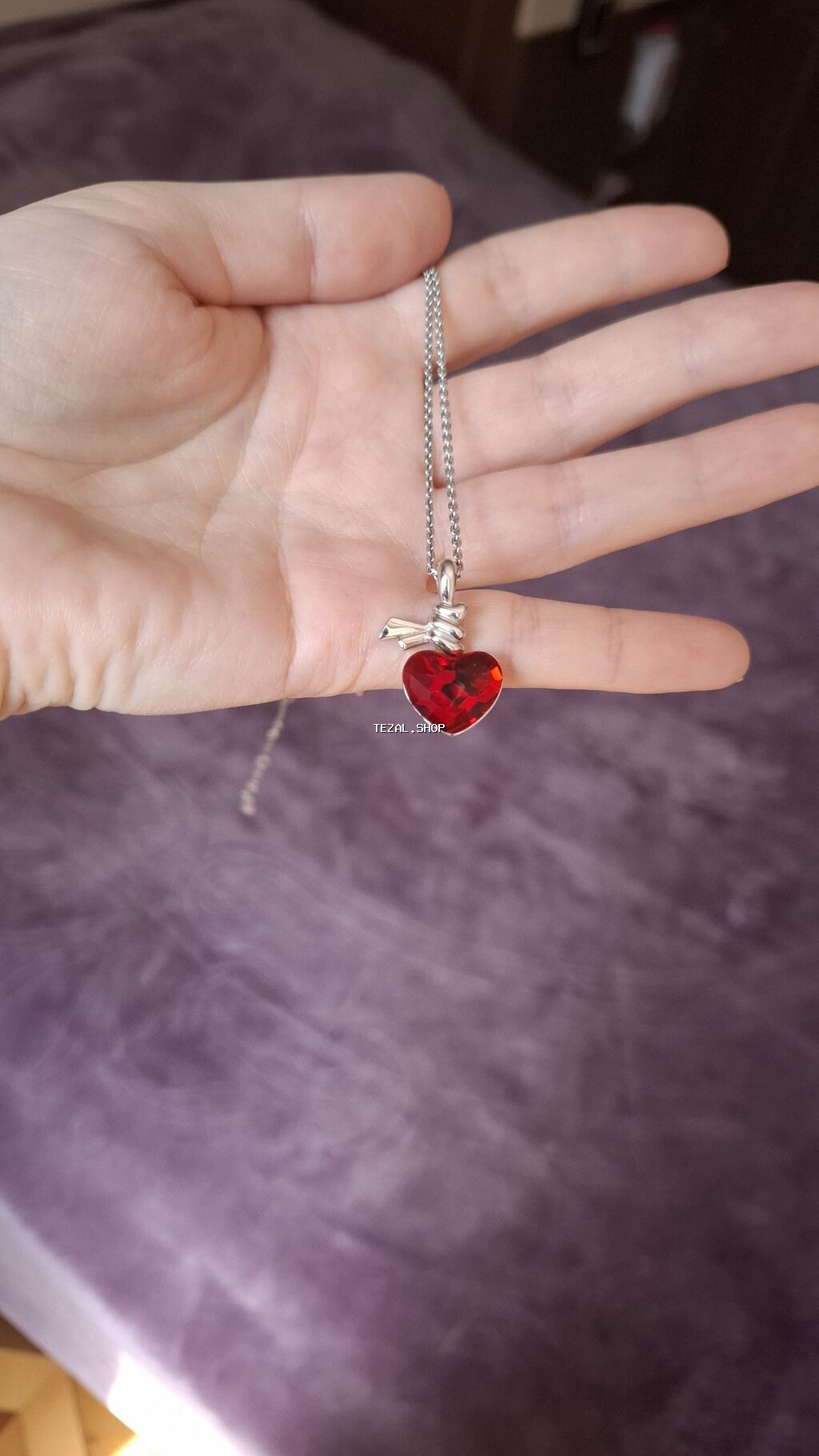 Swarovski kolyeler – ürək motivli asqılar 1) Gümüşü rəngdə zəncir +