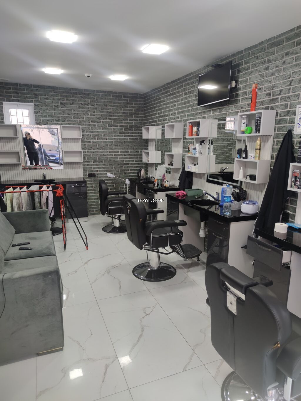 Bərbər tələb olunur, Fiks edilmiş ödəniş, 3-5 illik təcrübə, Rəsmi işədüzəltmə