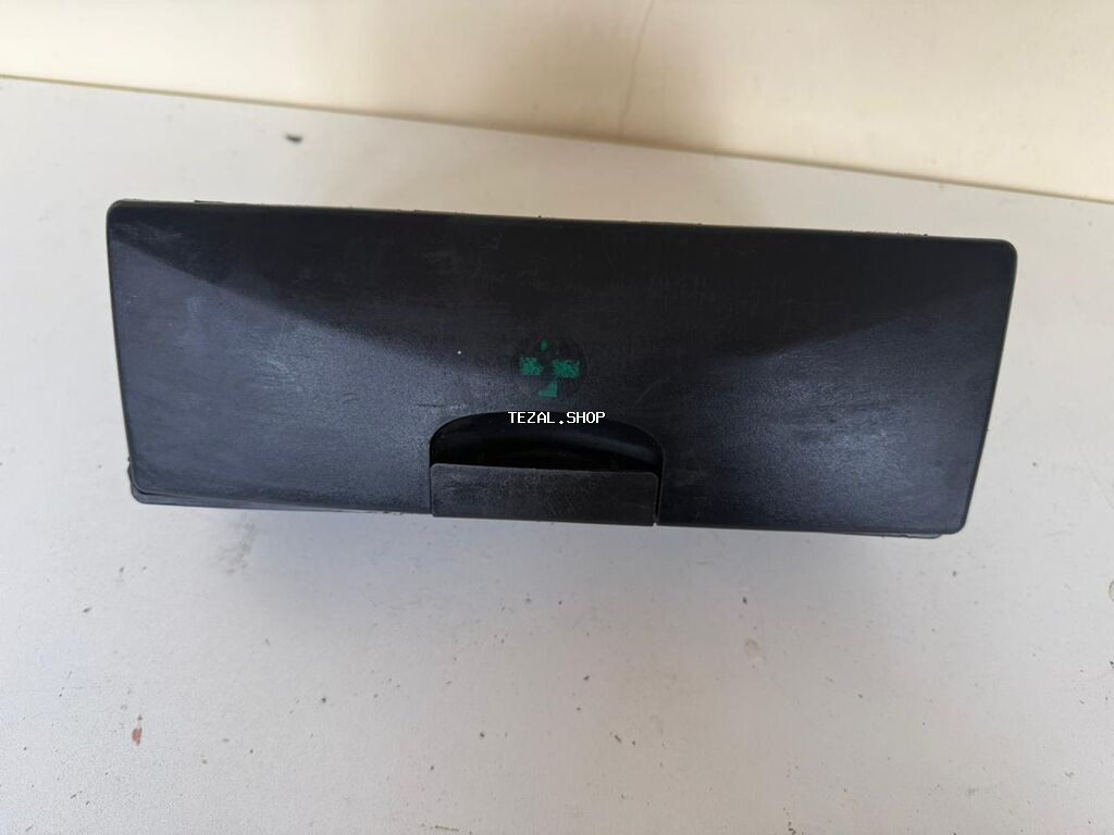 Bmw e46 ucun zavod aptecka. Qabaq sag sdenka zavod kecme yeri olur