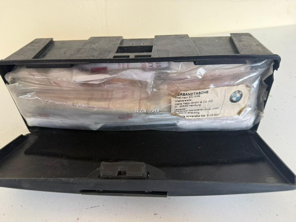 Bmw e46 ucun zavod aptecka. Qabaq sag sdenka zavod kecme yeri olur - şəkil 2