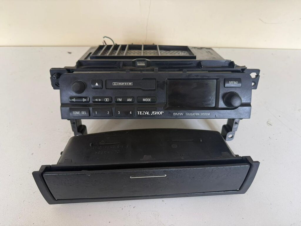 Bmw e46 maqintafonu ekranli cd changer cixisi var ideal veziyyetde - şəkil 2