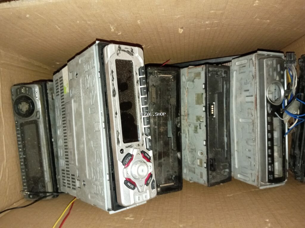 Maqintafonlar işləkdə var belə zapçast kimi satıram 5 azn 1ədədi