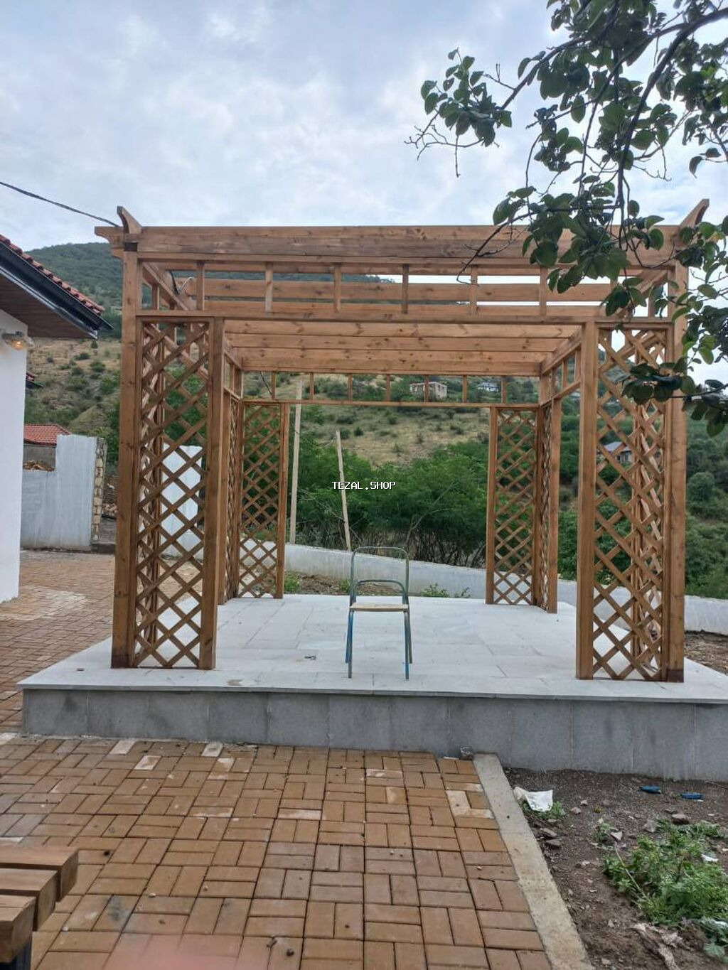 Açıq hava üçün taxta pergola/kamelya konstruksiyası - Material