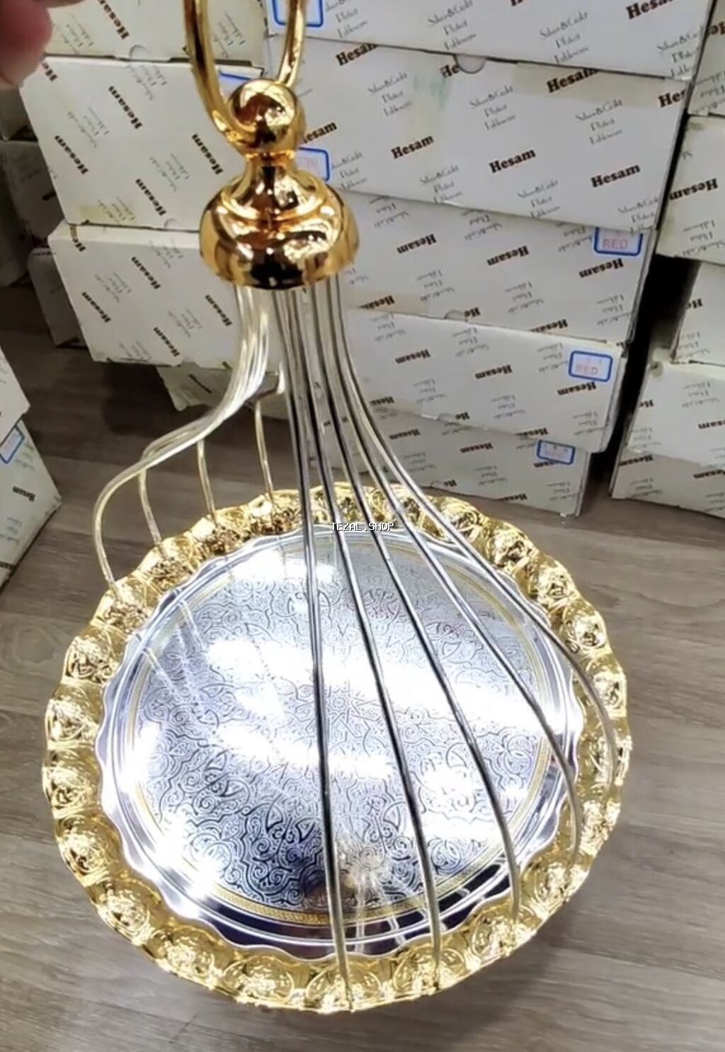 Podnos yenidi 2 ed var elde magazalarda 45-50 azn arasidi qiymeti son