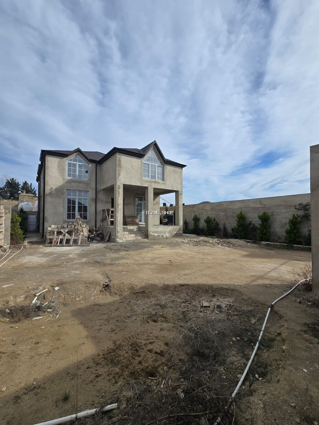 5 otaqlı, 240 kv. m, Kredit yoxdur, Təmirsiz