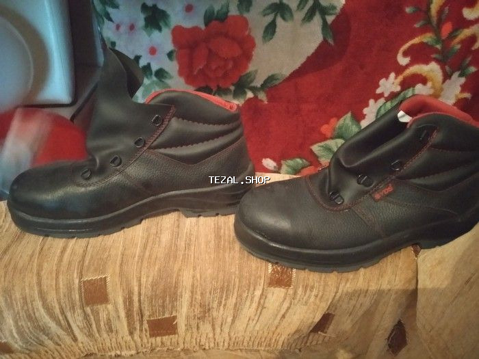 Qış iş ayaqqabısı 42 razmer.30 Fikri ciddi olanlar narahat və ya zəng