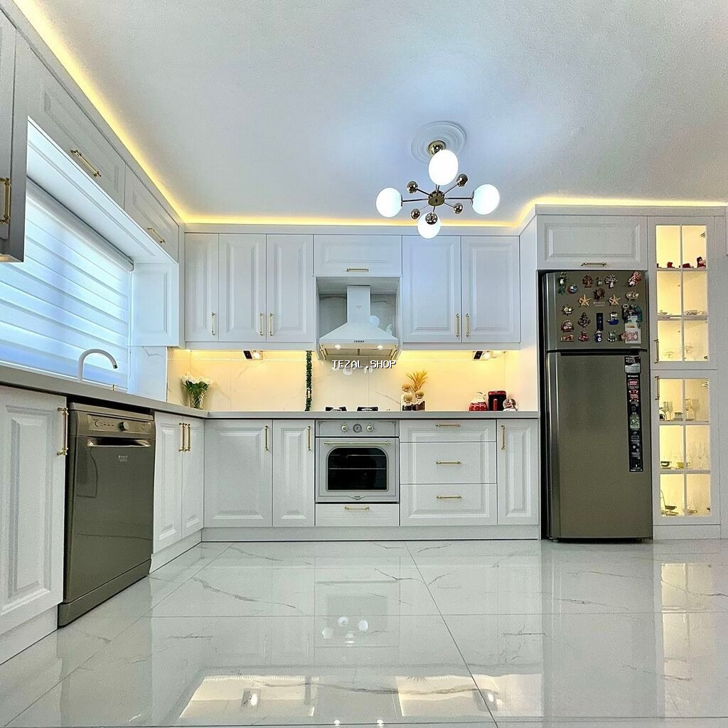 Sifarişlə mətbəx dəsti, Özü çəkən petlələr, Mat laminat, Kredit var, Ünvandan götürmə, Pulsuz çatdırılma, Ödənişli çatdırılma