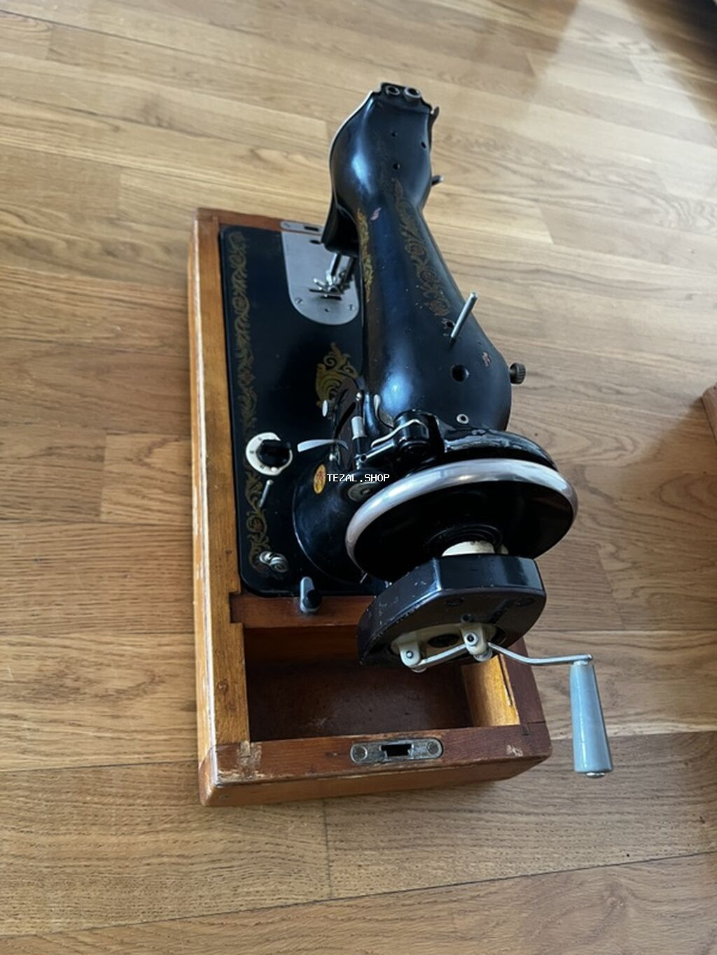 Mexaniki tikiş maşını – portativ taxta çamadanlı - Klassik, mexaniki - şəkil 2