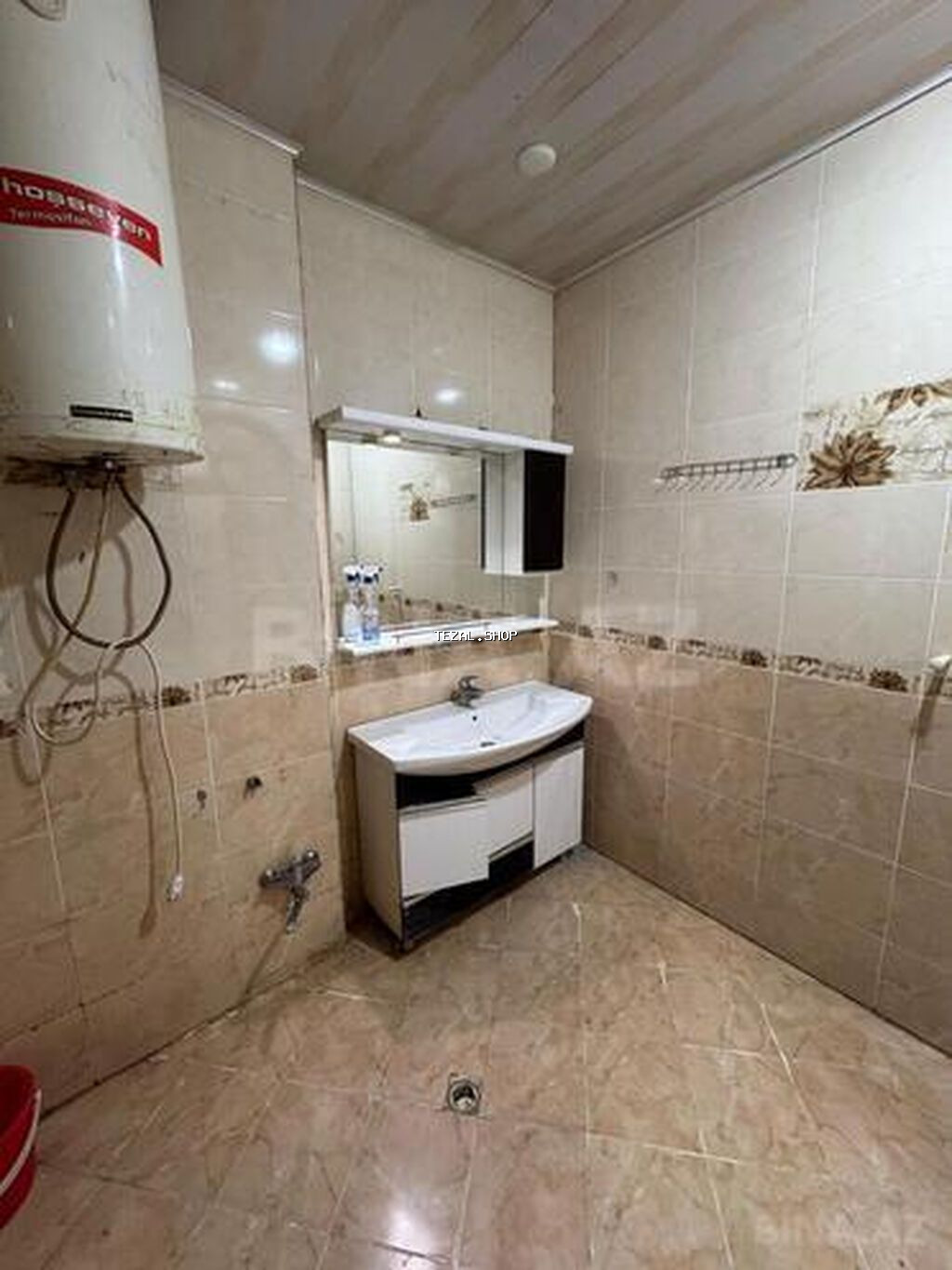 Əhmədlidə metroya 10 dəq məsafədə yerləsən yeni tikili 16 mərtəbəli