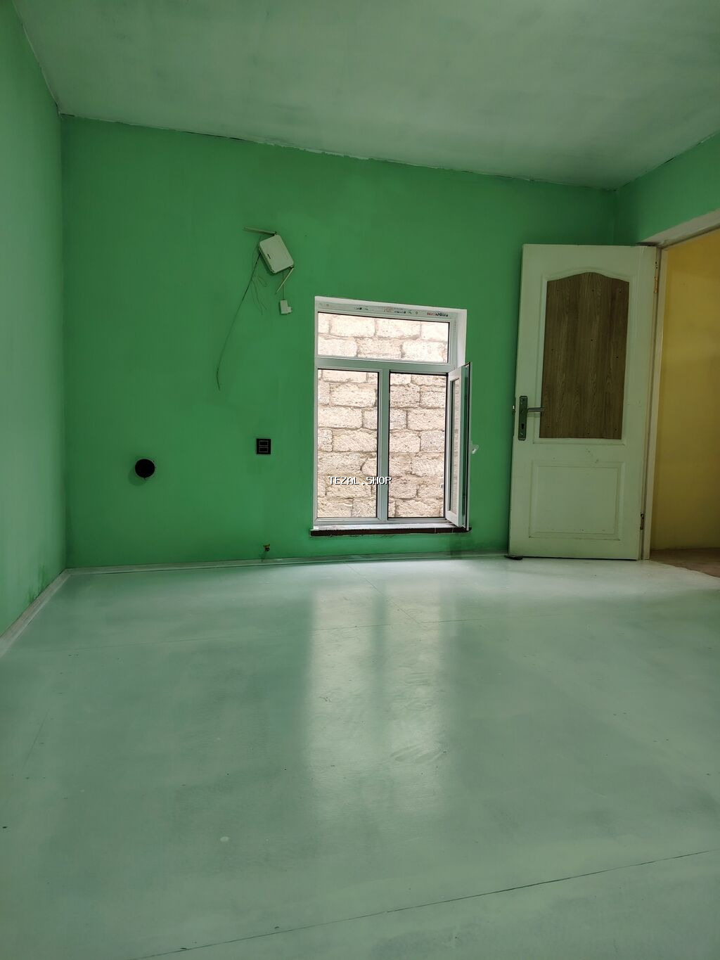 2otaq 1 kukna həyəti var həyətə maşın girir suyu işıqı interneti - şəkil 2