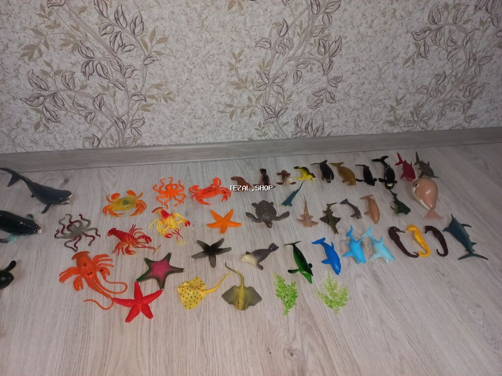 Hamısı demək olar əla vəziyyətdədir. 👍 Balaca fiqurun 1 dənəsi 0.5