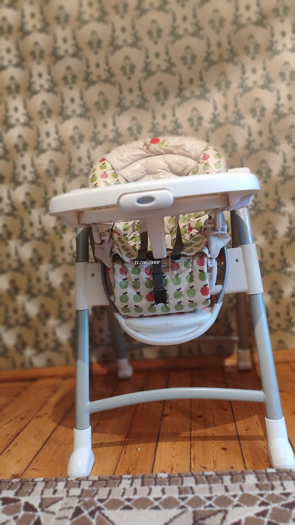 Uşaq yemək stulu - Brend: Graco - Rəng və dizayn: krem fon üzərində