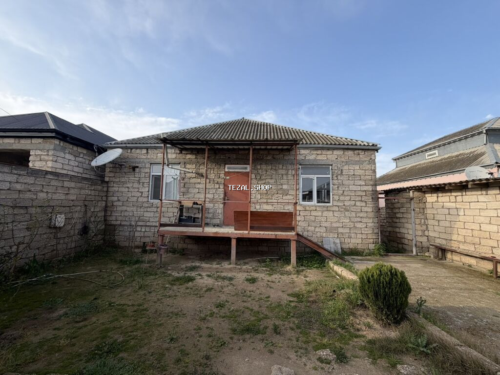 130 kv. m, 4 otaqlı, İşıq, Su, Kanalizasiya