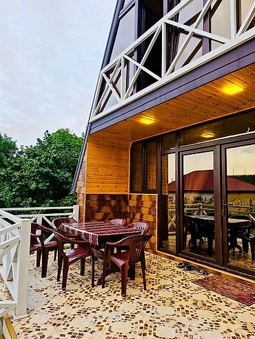 100 kv. m, 3 otaqlı, Hovuzlu, Kombi, Qaz, İşıq - şəkil 2