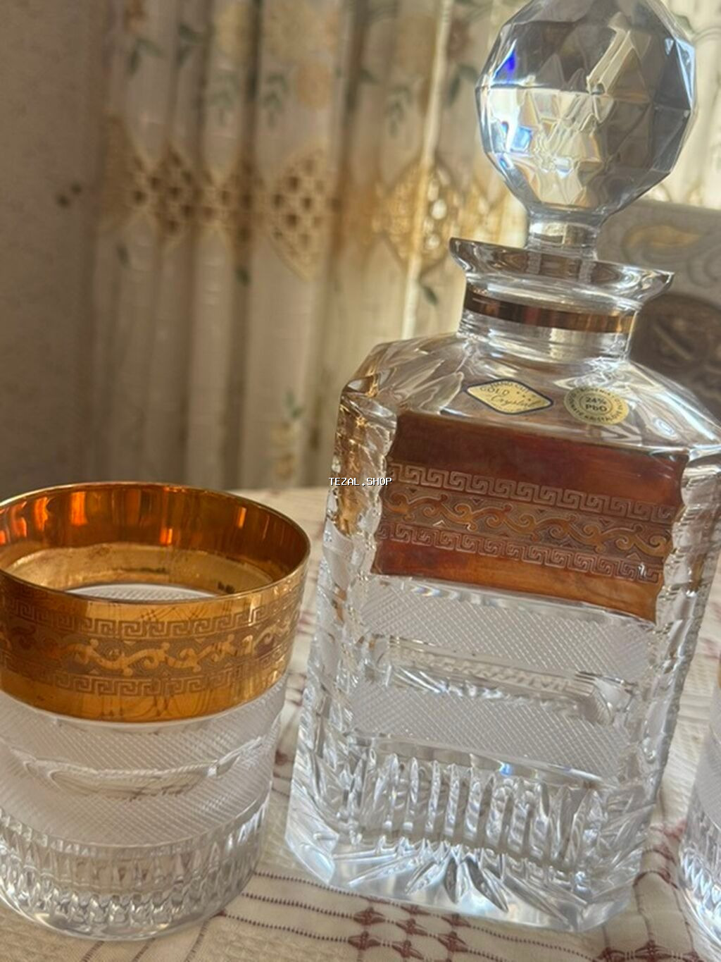 Rəng - Qızılı, Xrustal, Çexiya - şəkil 2