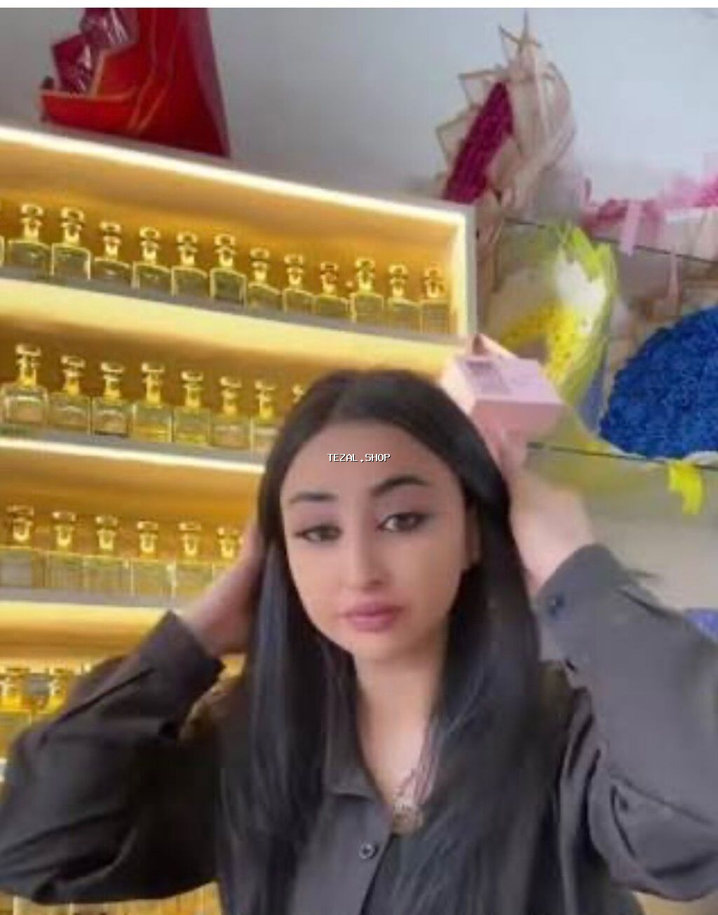 Satış məsləhətçisi tələb olunur, 18-29 yaş, 3-5 illik təcrübə, Aylıq ödəniş