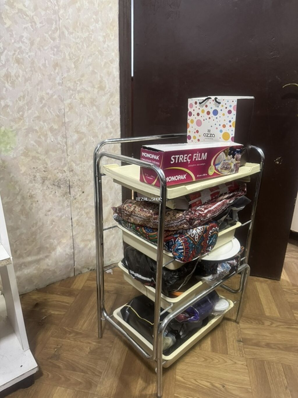 Metal karkaslı 4 mərtəbəli saxlama rəfi - Material: parlaq xrom