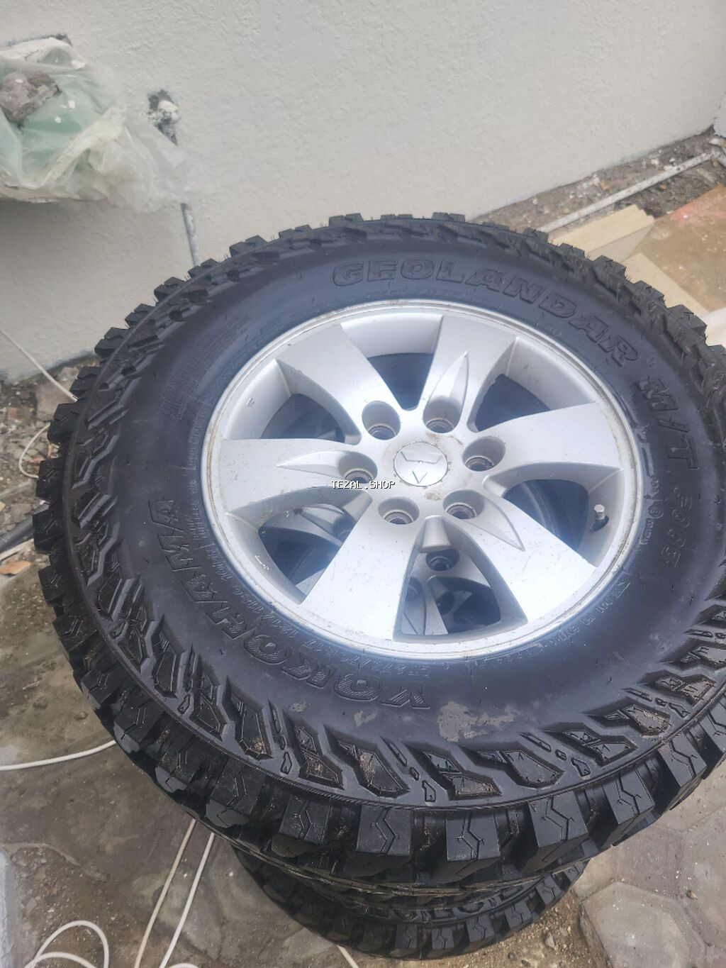 Yeni Şin Yokohama 275 / 70 / R 17 - şəkil 4