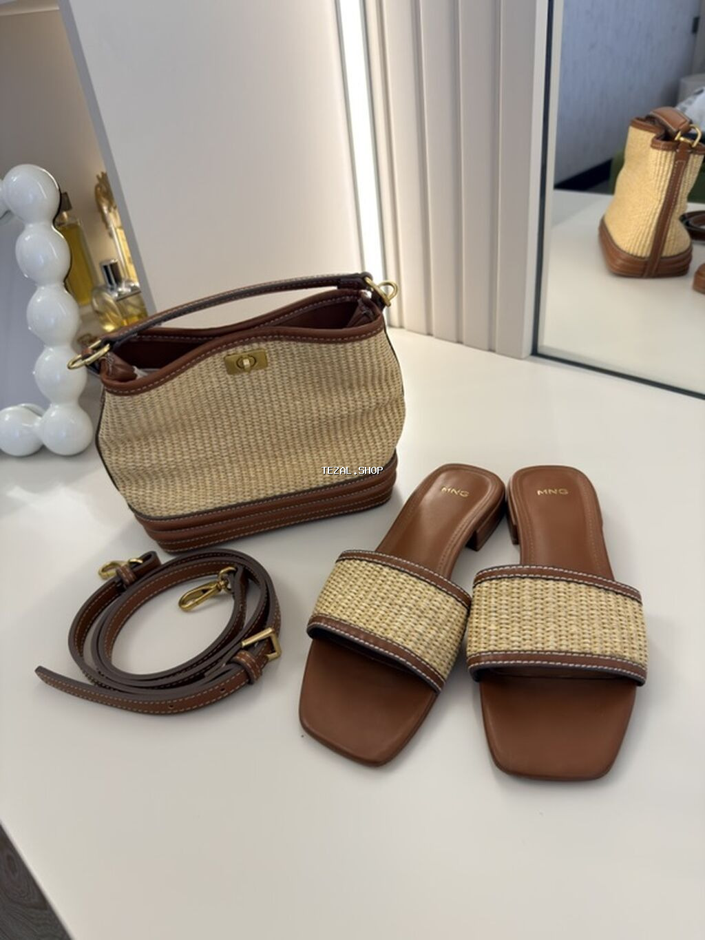 Ölçü: 37, rəng - Bej, İşlənmiş