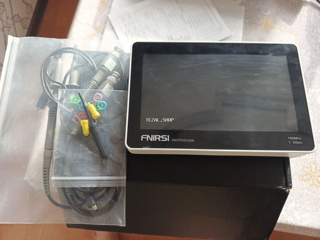 FNIRSI rəqəmsal osiloskop Xüsusiyyətlər: - Zolaq eni: 100 MHz -