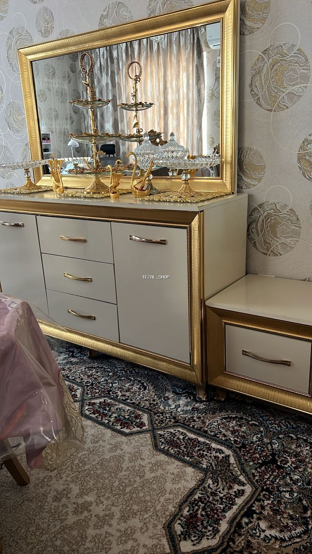 Qızılı çərçivəli qonaq otağı mebel dəsti Dəst tərkibi: - 2 ədəd - şəkil 5