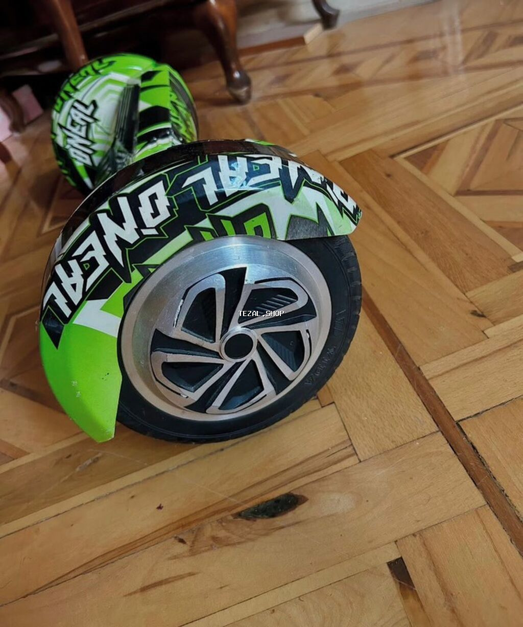 Hoverboard / Gyroskuter – yaşıl-qara rəngli, qrafiti üslublu dizayn - şəkil 2