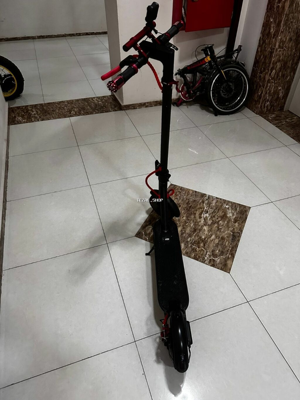 Elektrikli skuter – qara/qırmızı dizayn ideal vəziyətdə Real alıcılara - şəkil 2