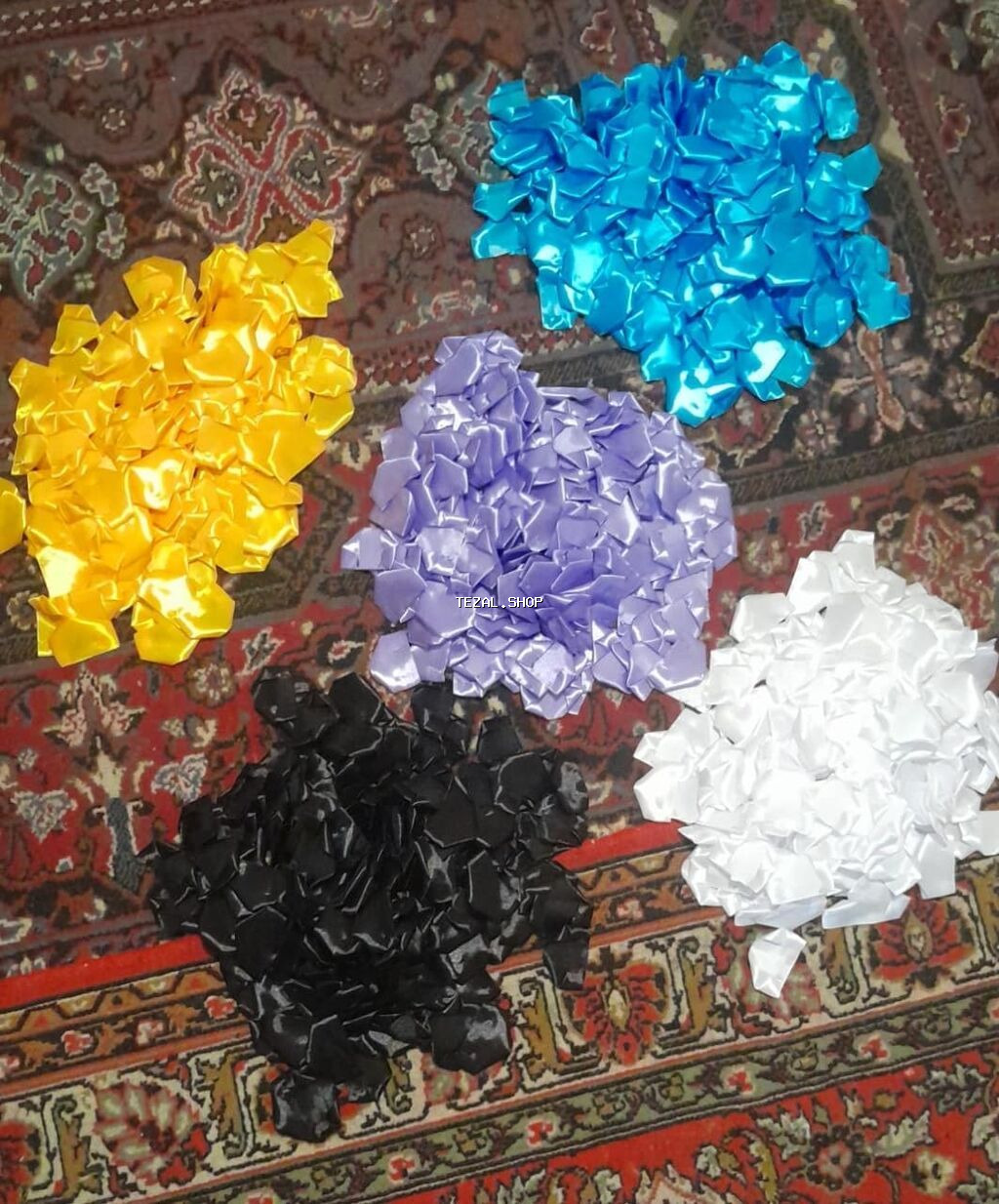 Məhsul: Dekorativ süni ləçəklər (parlaq atlas effektli)80d 4m Təsvir