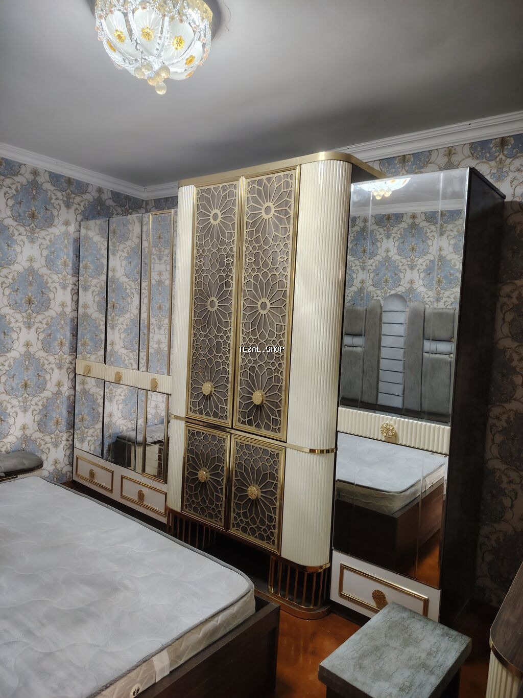 Klassik-lüks üslubda tam mebel dəsti satılır təcili. Şəkildə - şəkil 2