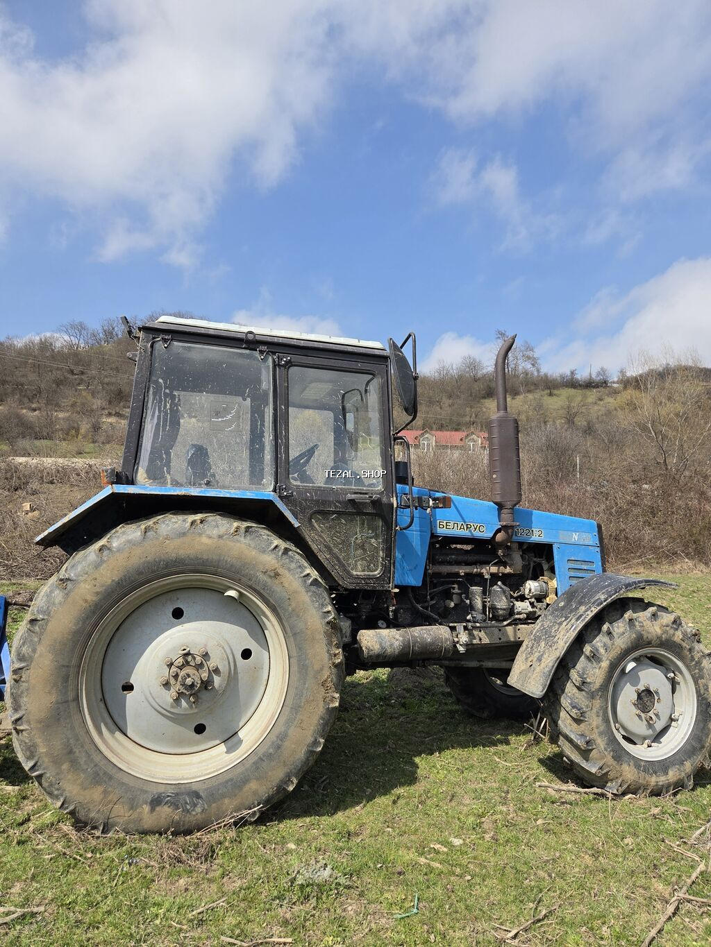 Belarus 1221.2 kənd təsərrüfatı traktoru ili 2015 Tam işlək