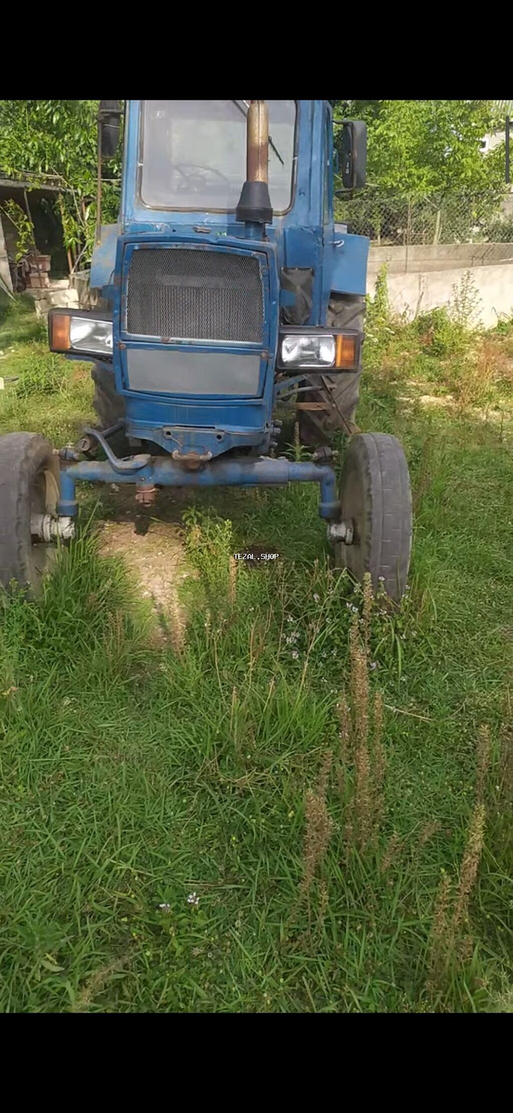 TƏCİLİ Satılır: mavi YMZ tipli təkərli traktor və qoşqu ot‑presi ot