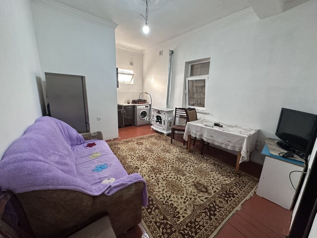 Xırdalan Ş 7nömrəli məktəb uğur marketin yaxınlığı iki mərtəbəli