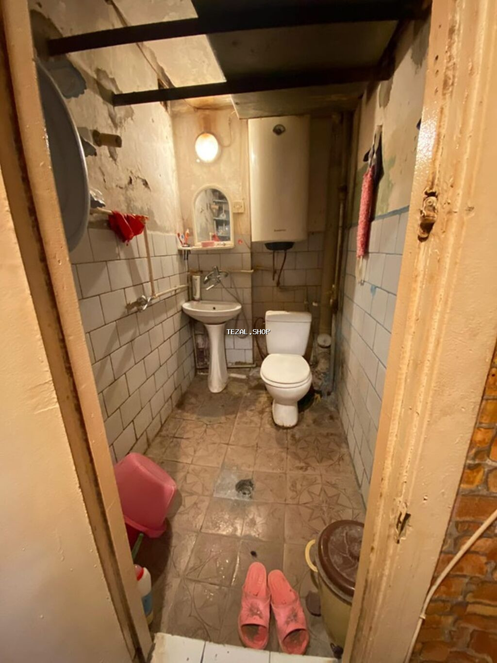 2 otaqlı mənzil – praktiki planlama və ayrı mətbəx - Geniş işıqlı zal