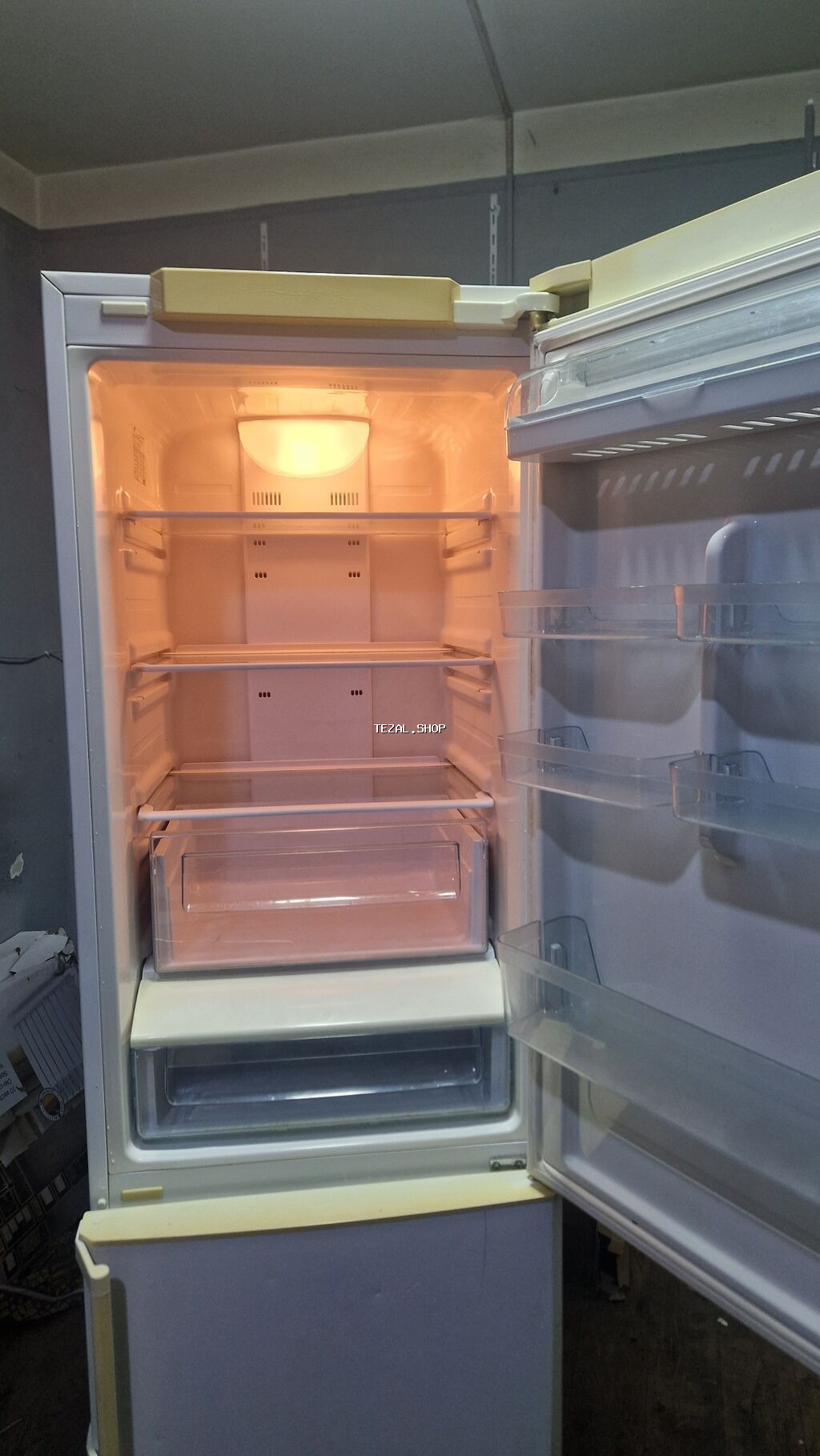 İşlənmiş 2 qapılı Samsung Soyuducu Satılır, rəng - Ağ - şəkil 2