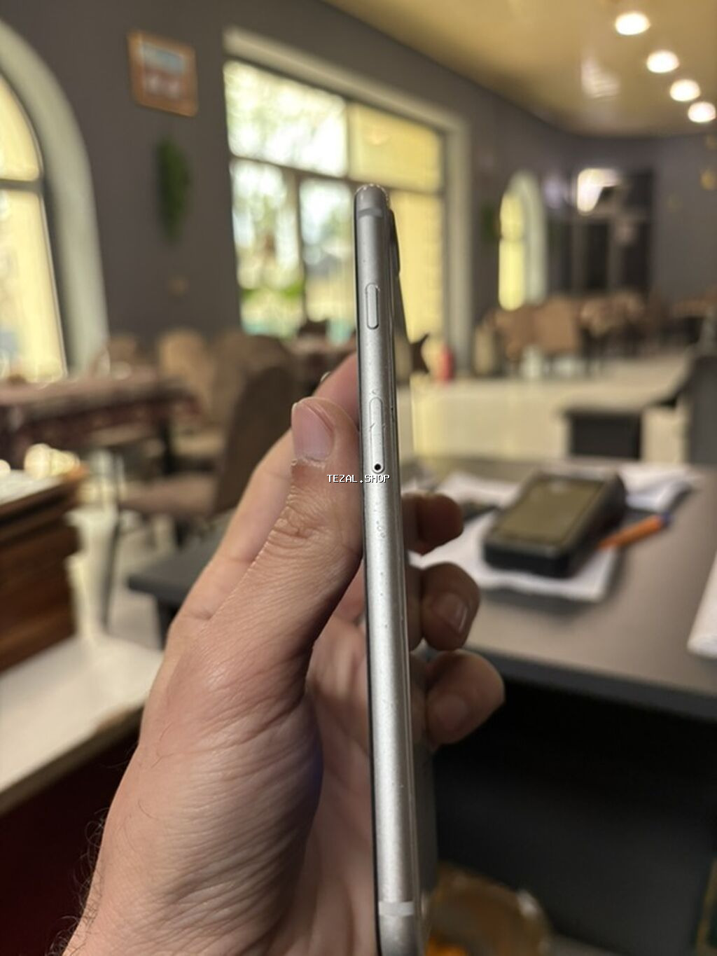 IPhone 8 Plus, Gümüşü, Barmaq izi - şəkil 4